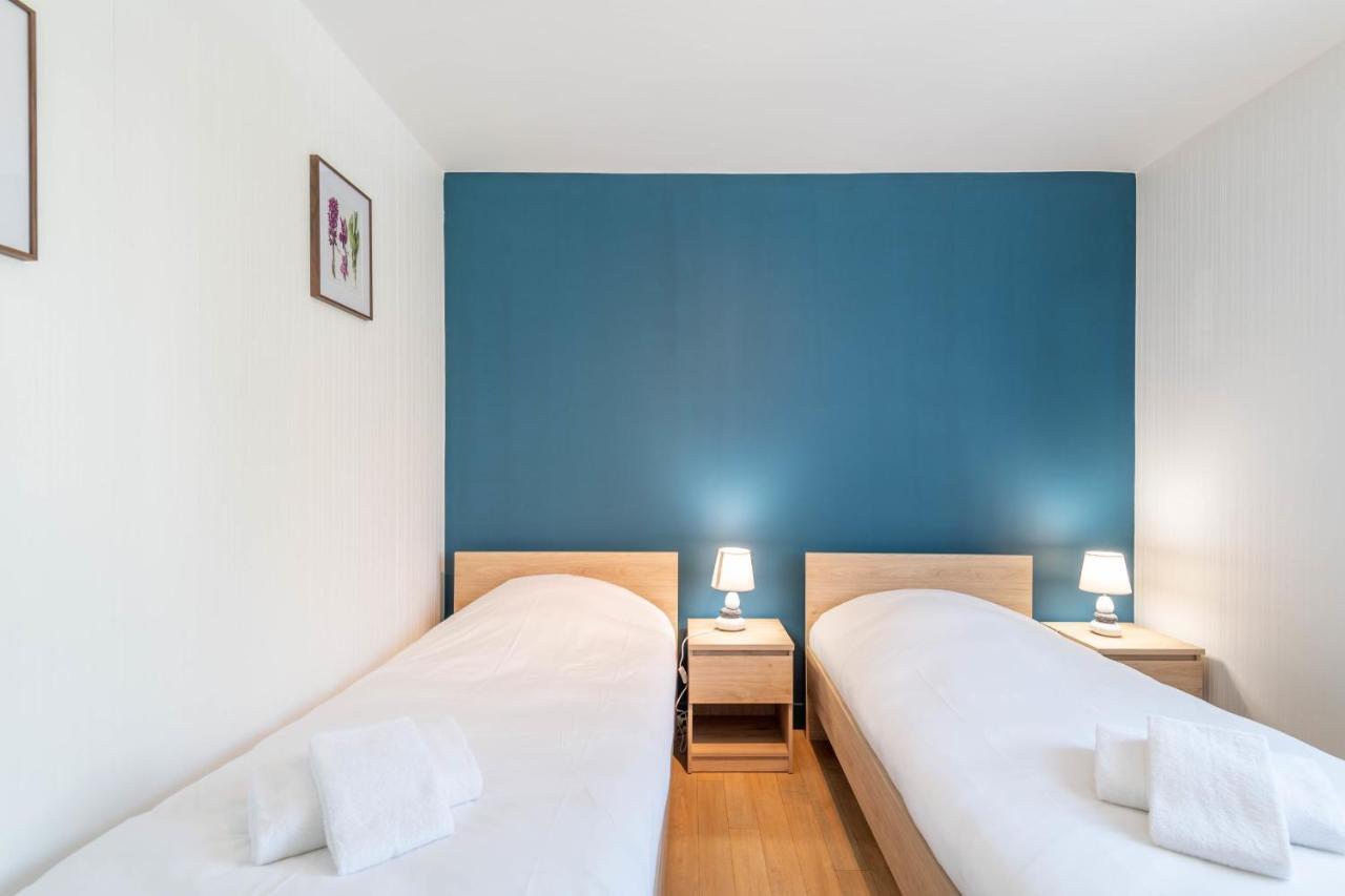 Ideal Gelegenes Stadthaus mit 3 Schlafzimmern Parkplatz und Garten Annecy Exterior foto