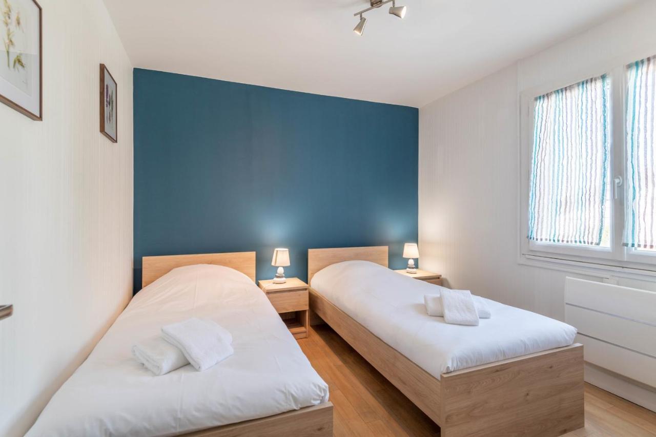 Ideal Gelegenes Stadthaus mit 3 Schlafzimmern Parkplatz und Garten Annecy Exterior foto